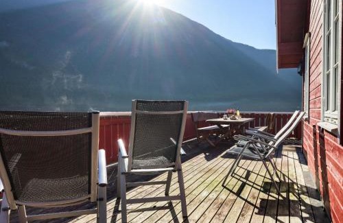 Vik Casa | Holiday Home Tor by Interhome