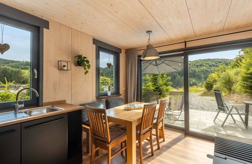 Kickenbach Casa | Casa de vacaciones 'Traumblick' con vistas a la montaña, terraza privada y Wi-Fi