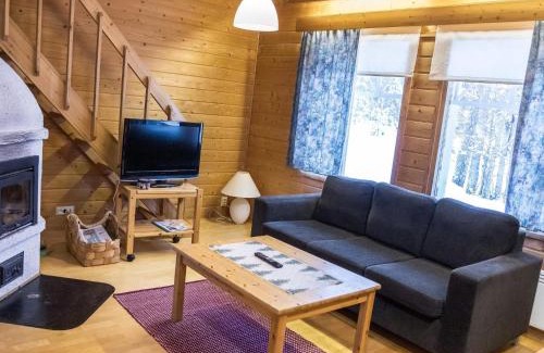 Yllas Casa | Holiday Home Tunturinvieri l3 by Interhome
