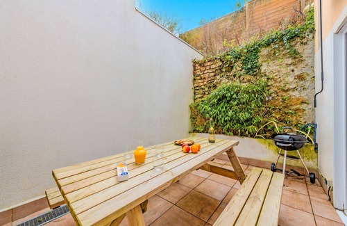 Ploudalmezeau Casa | Casa de vacaciones 'Ty Abéric' con terraza privada y Wi-Fi