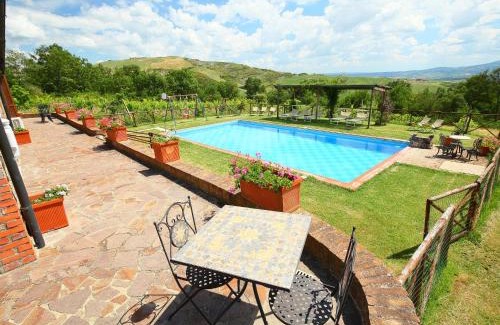 Radicofani Casa | Holiday Home Val d'Orcia by Interhome