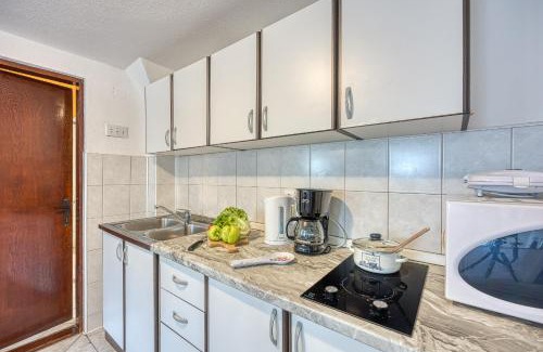 Vrelo Korenicko Casa | Holiday home Veki*