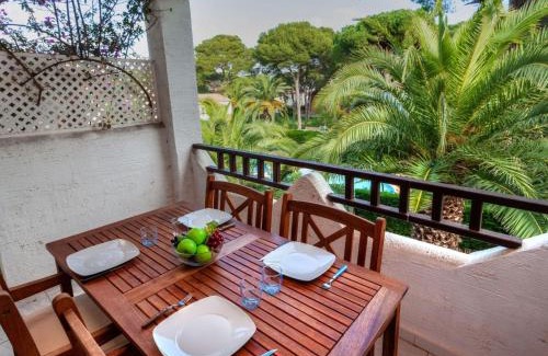 Pals Casa | Holiday Home Villa Blanca Feliu by Interhome