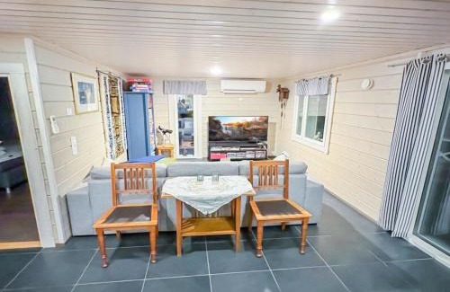Isnas Casa | Holiday Home Villa blombacka by Interhome