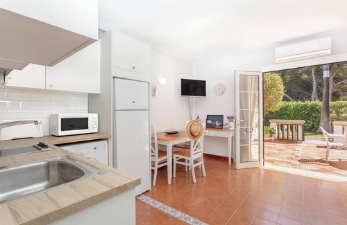 Cala'n Bosch Casa | Casa de vacaciones "Villa Seve" cerca de la playa con piscina compartida y Wi-Fi
