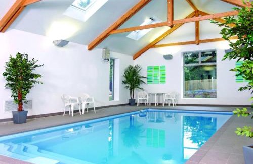 Carnon Downs Casa | Holiday Home Villa Gallery by Interhome