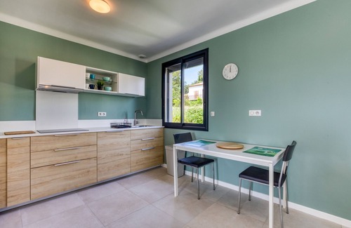 Sommieres Villa | Casa de vacaciones 'Villa Maryet' con terraza privada, Wi-Fi y aire acondicionado