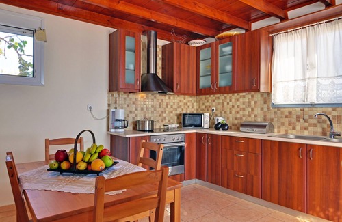 Milos Casa | Casa de vacaciones 'Villa Marina' con vistas al mar, Wi-Fi y aire acondicionado
