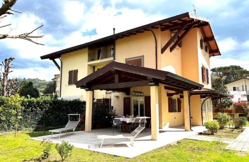 Stiava Casa | Holiday Home Villa Pardini by Interhome