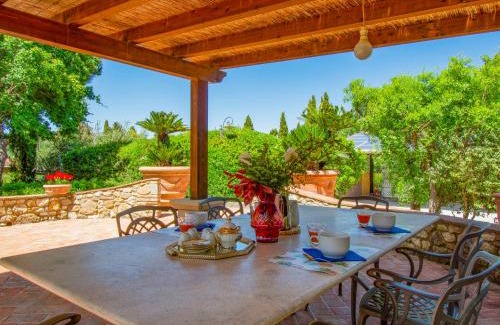 Cecina Casa | Holiday Home Villa Rosa by Interhome