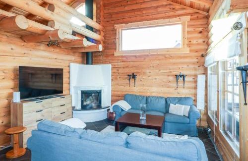 Kilpisjarvi Casa | Holiday Home Villa tsahkal by Interhome
