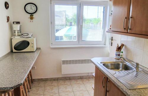 Dolni Bojanovice Casa | Holiday Home Vinarska by Interhome