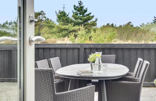 Blavand Strand Casa | Holiday Home Vladan - 1-6km from the sea by Interhome