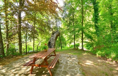 San Marcello Piteglio Casa | Holiday Home with Garden and shared pool