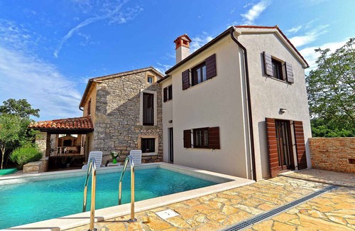 Peresiji Casa | Holiday home with Pool