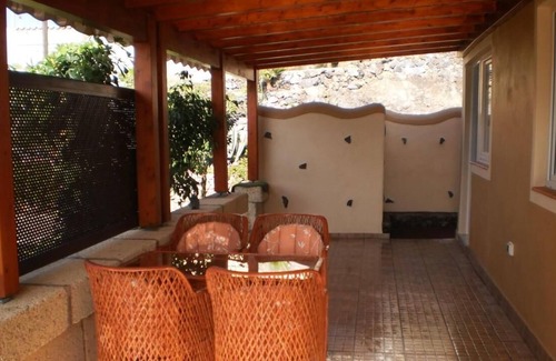 Chio Casa | Holiday home with indoor pool, garden & terrace in a mountain village