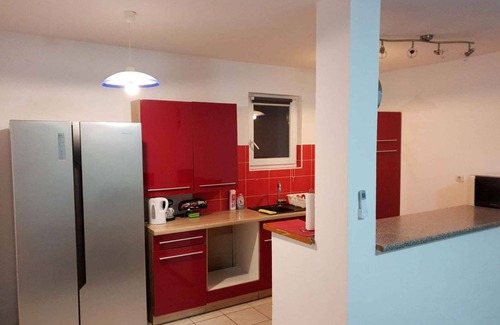 Muntic Casa | Casa vacacional con piscina y gimnasio