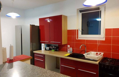 Muntic Casa | Casa vacacional con piscina y gimnasio
