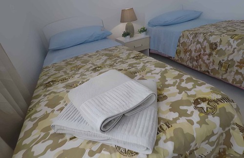 Contrada Difesa II VV Casa | Casa vacacional con zona de piscina, aire acondicionado, acceso a internet y lavadora