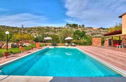 Floridia Villa | Casa de vacaciones con piscina privada, Florida
