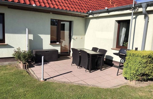 Bergen auf Ruegen Casa | Casa vacacional con terraza y jardín