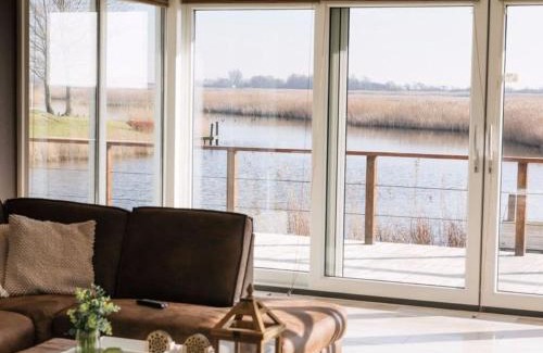 Makkum Apartamento | Holiday home Zanddrijver