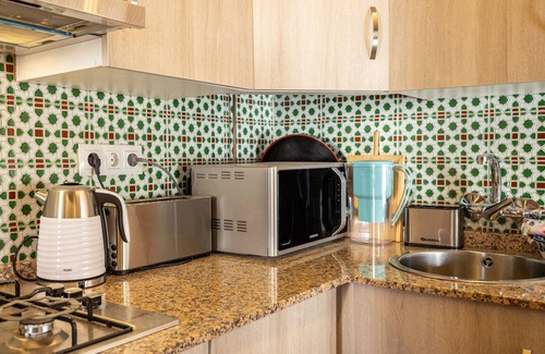 Rubite Casa | Casa de vacaciones "Zarzamora De Rubite" con vistas al mar, terraza privada y Wi-Fi