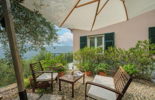Sestri Levante Casa | Holiday Home Zia Maria by Interhome