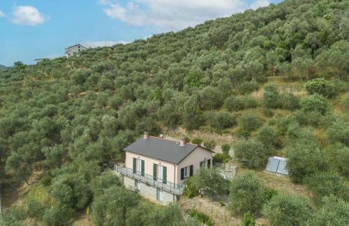 Sestri Levante Casa | Holiday Home Zia Maria by Interhome