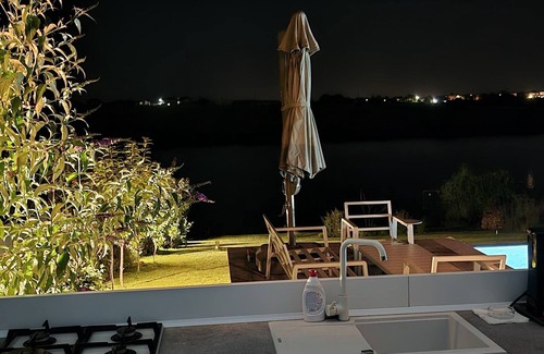 Balotesti Casa | Holiday house 5-10 min to Therme Bucharest and Airport