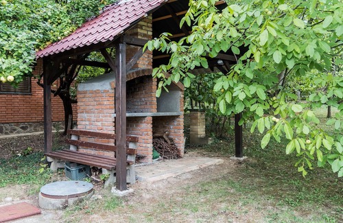 Novi Sad Casa | Casa de vacaciones Alfa - acogedora casa en Ledinci, Fruška gora