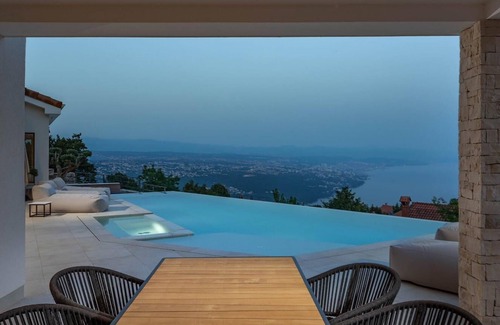 Bregi Casa | Holiday house Bregi for 1 - 6 persons with 3 bedrooms - Holiday home