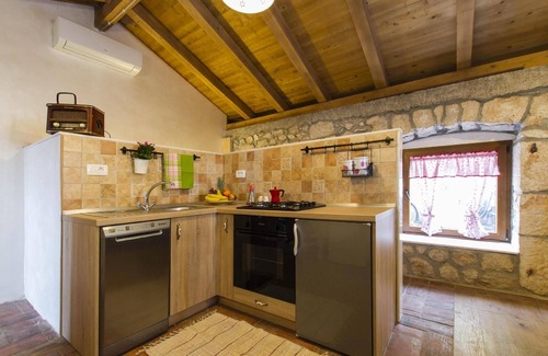 Brsec Casa | Casa de vacaciones Brsec para 1 - 8 personas con 3 dormitorios - Casa adosada