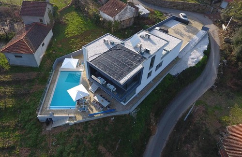 Molares Casa | Casa de vacaciones Canedo de Basto para 1 - 10 personas con 4 dormitorios - Casa de vacaciones