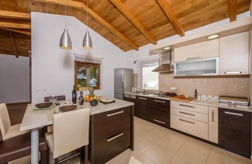 Veliki Drvenik Casa | Casa de vacaciones Drvenik Veliki para 1 - 8 personas con 4 dormitorios - Casa adosada