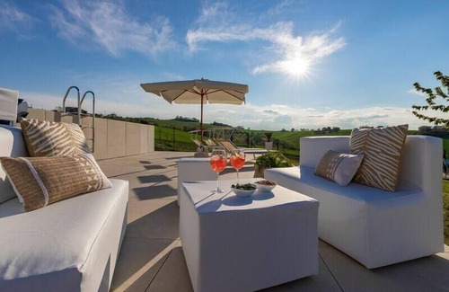Fermo Casa | Holiday house Fermo for 1 - 14 persons with 4 bedrooms - Holiday home