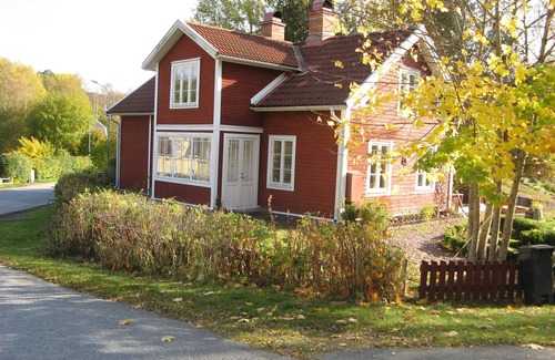 Lonneberga Casa | Casa de vacaciones en Lönneberga en el río cerca de Vimmerby hasta 10 personas - Haus Oskarslund