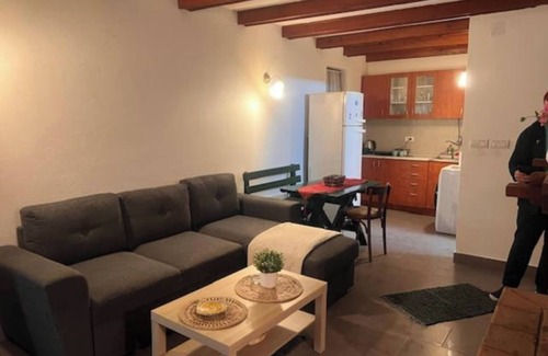 Smederevo Casa | Casa de vacaciones en Smederevo con vistas a la ciudad, al jardín y al río