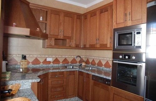 Iznajar Casa | Holiday house Iznajar for 2 - 8 persons with 4 bedrooms - Row house