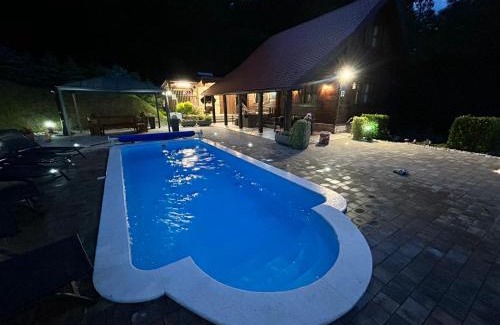 Veliko Trgovisce Villa | Holiday house Kontesa