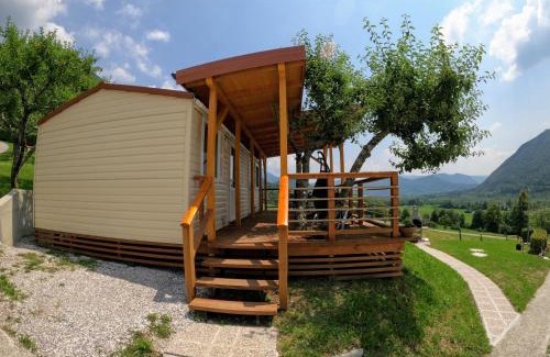 Kambresko Casa | Holiday HOUSE NEAR THE SOČA RIVER