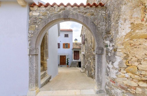 Pican Casa | Holiday House Panorama with shared pool/Apartment A2