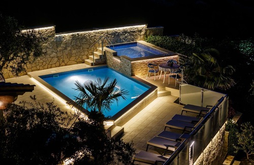 Razanj Casa | Casa de vacaciones Ražanj para 1 - 18 personas con 9 dormitorios - Casa adosada