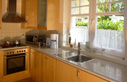 Klein Bollhagen Casa | Casa de vacaciones "Seestern" 2 dormitorios, con jardín, chimenea, sauna, cerca de la playa, 2 bicicletas