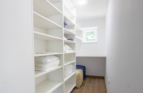 Rascane Casa | Holiday house Stipe - with pool : - Rascane, Riviera Makarska, Croatia