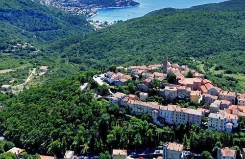 Susnjevica Casa | Casa de vacaciones Susnjevica para 1 - 8 personas con 3 dormitorios - Casa adosada