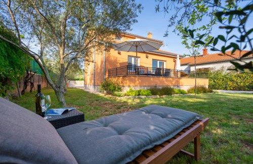 Nenadici Casa | Holiday house TOIĆI