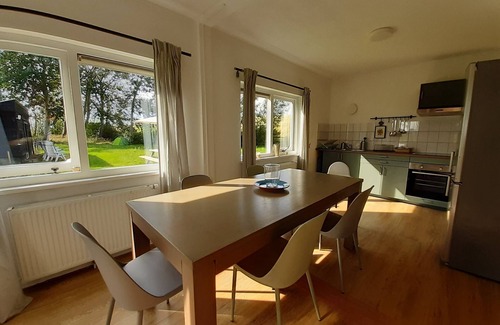 Sint-Annaland Cabaña | Holiday house with big garden by the sea!