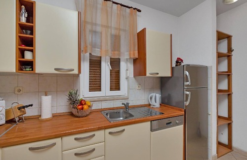 Rastovac Casa | Casa de vacaciones Zagvozd para 1 - 8 personas con 4 dormitorios - Casa adosada