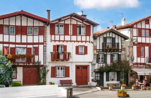Issor Chalet De Esquí | VACACIONES EN TRANQUILO EN LA MONTAÑA